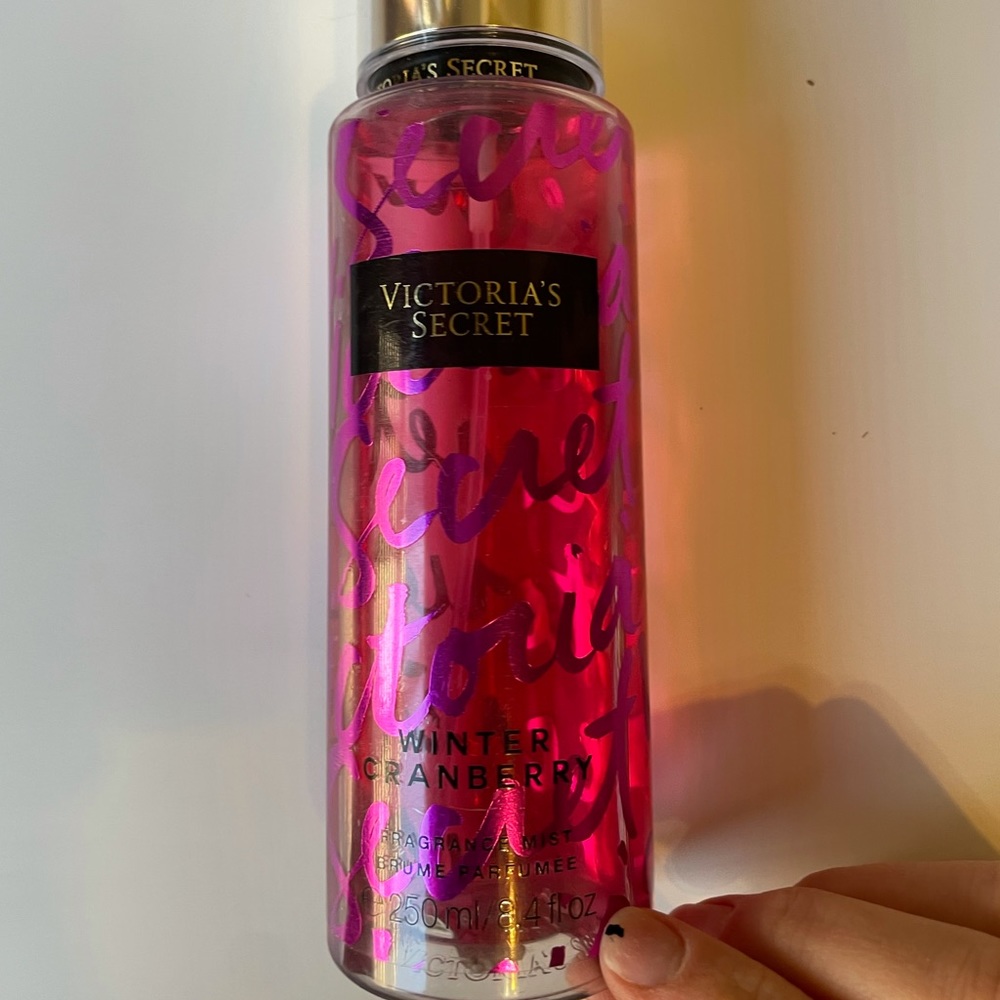 WINTER CRANBERRY VS MIST